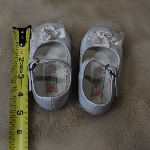 Baby Girls White Dress Shoes Size 3 - Picture 10 of 11